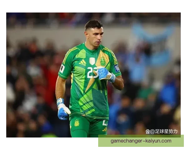 马丁内斯持续发挥稳定，成为国家队中坚力量之一